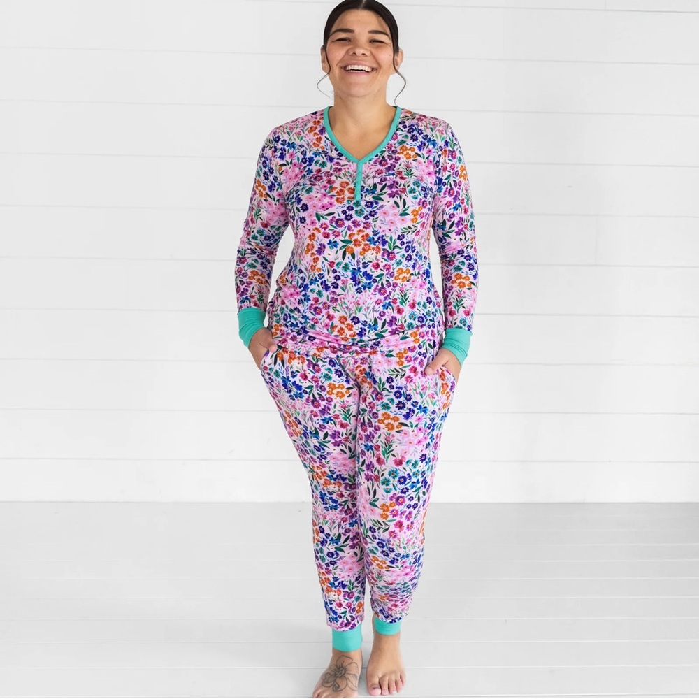 New Little Sleepies Sweet Pea Floral Women’s Bamboo Pajamas Large
